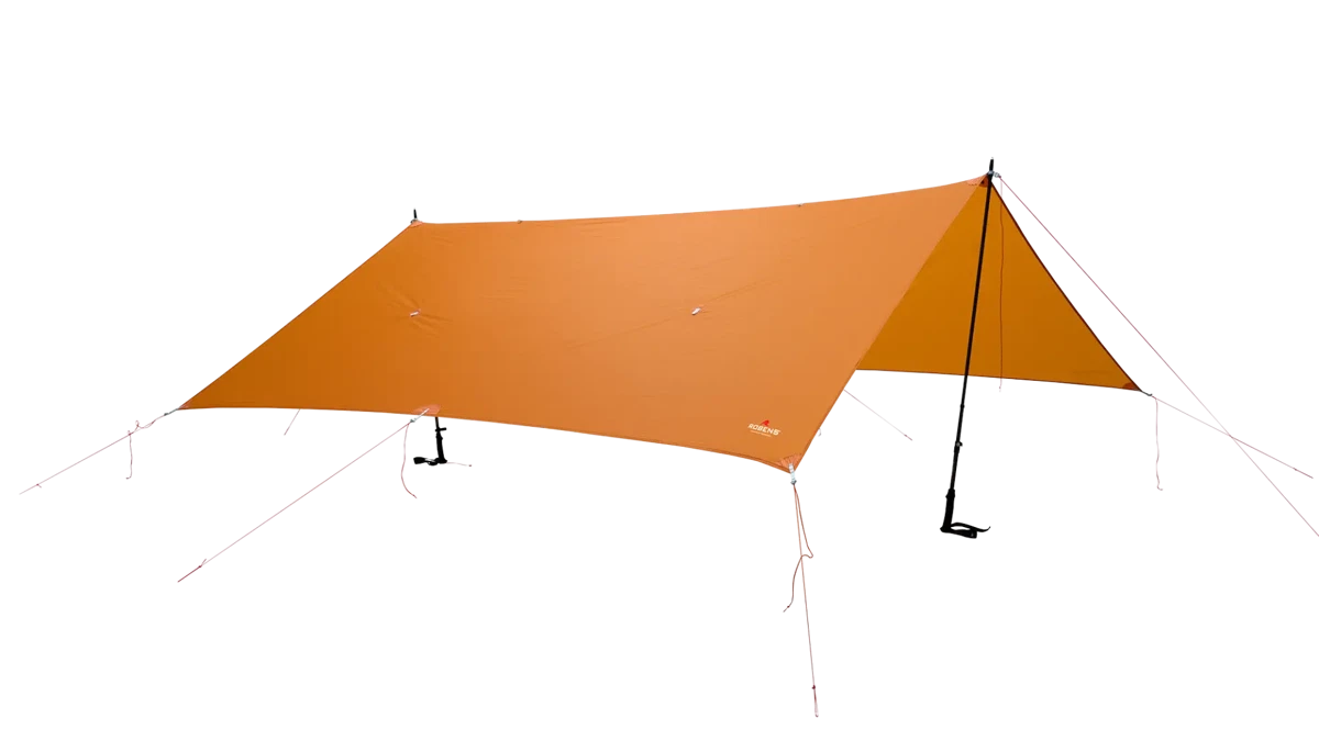 Robens Vestis 3.10 x 2.92 Duo tarp UL tent setup, showing lightweight outdoor tent with tarp material and secure stakes.