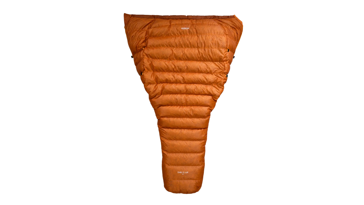 Robens Scoria Quilt UL sleeping bag designed for -6°C, shown in a lightweight, compact outdoor camping setup.