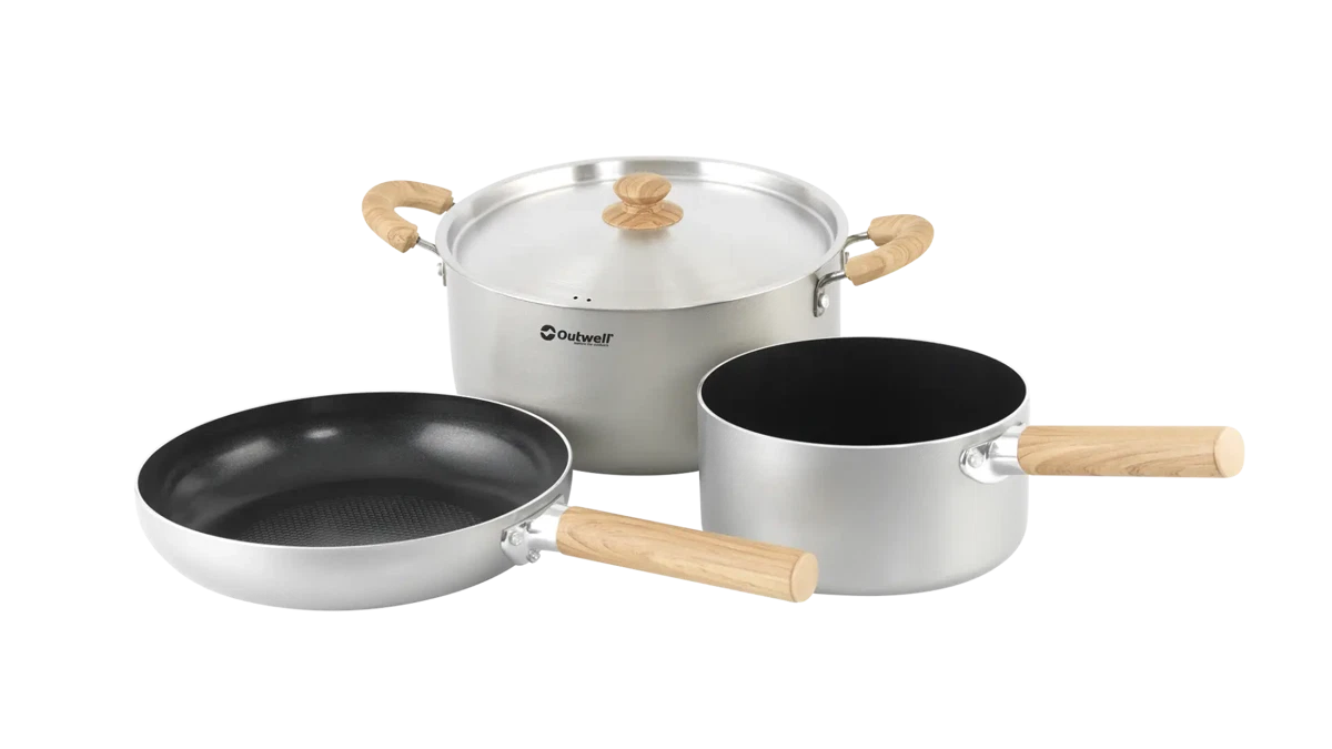 Outwell Feast Ceramic Kitchenware set with plates and bowls, featuring a modern design for home dining.