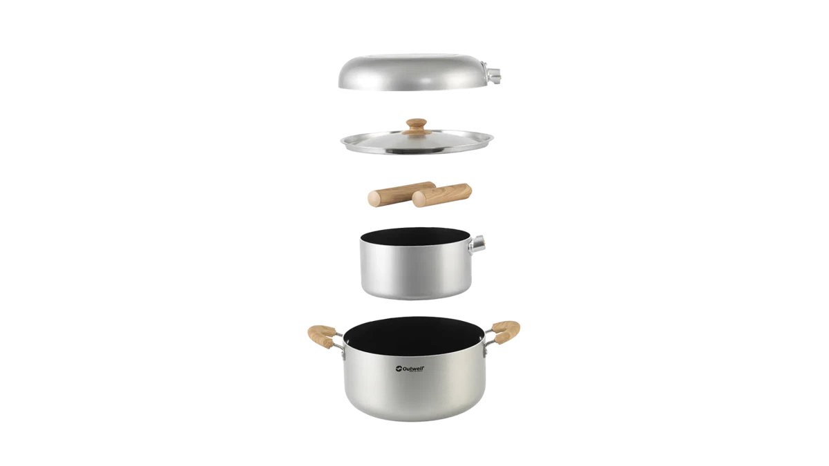 Outwell Feast Ceramic Set M featuring a white ceramic plate and bowl for kitchenware use.