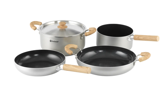 Outwell Feast Ceramic Set XL kitchenware with large plates and bowls, featuring durable ceramic material and a stylish design.