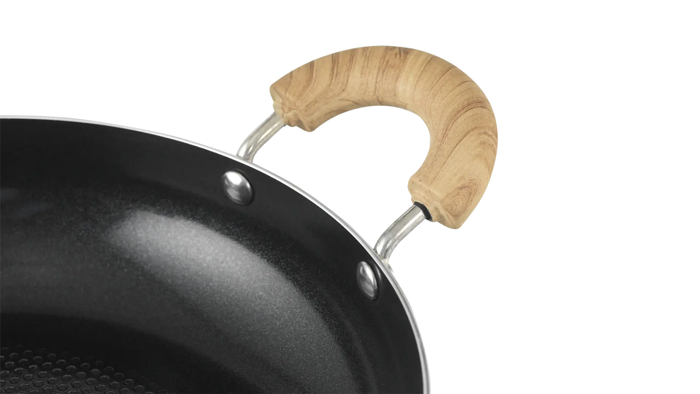 Outwell Feast Ceramic Set XL kitchenware including plates and bowls, designed for durable and stylish dining.